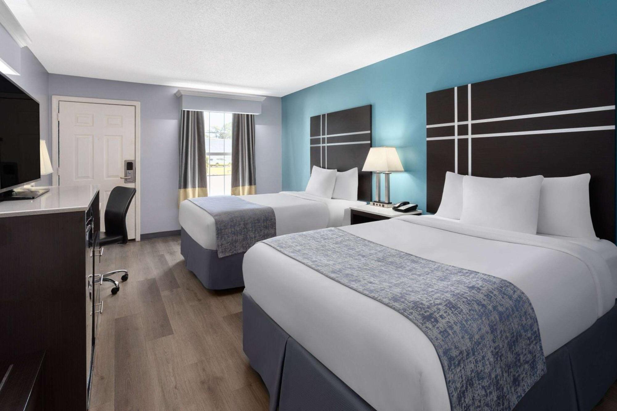 Baymont By Wyndham Brunswick Ga Hotel Екстериор снимка