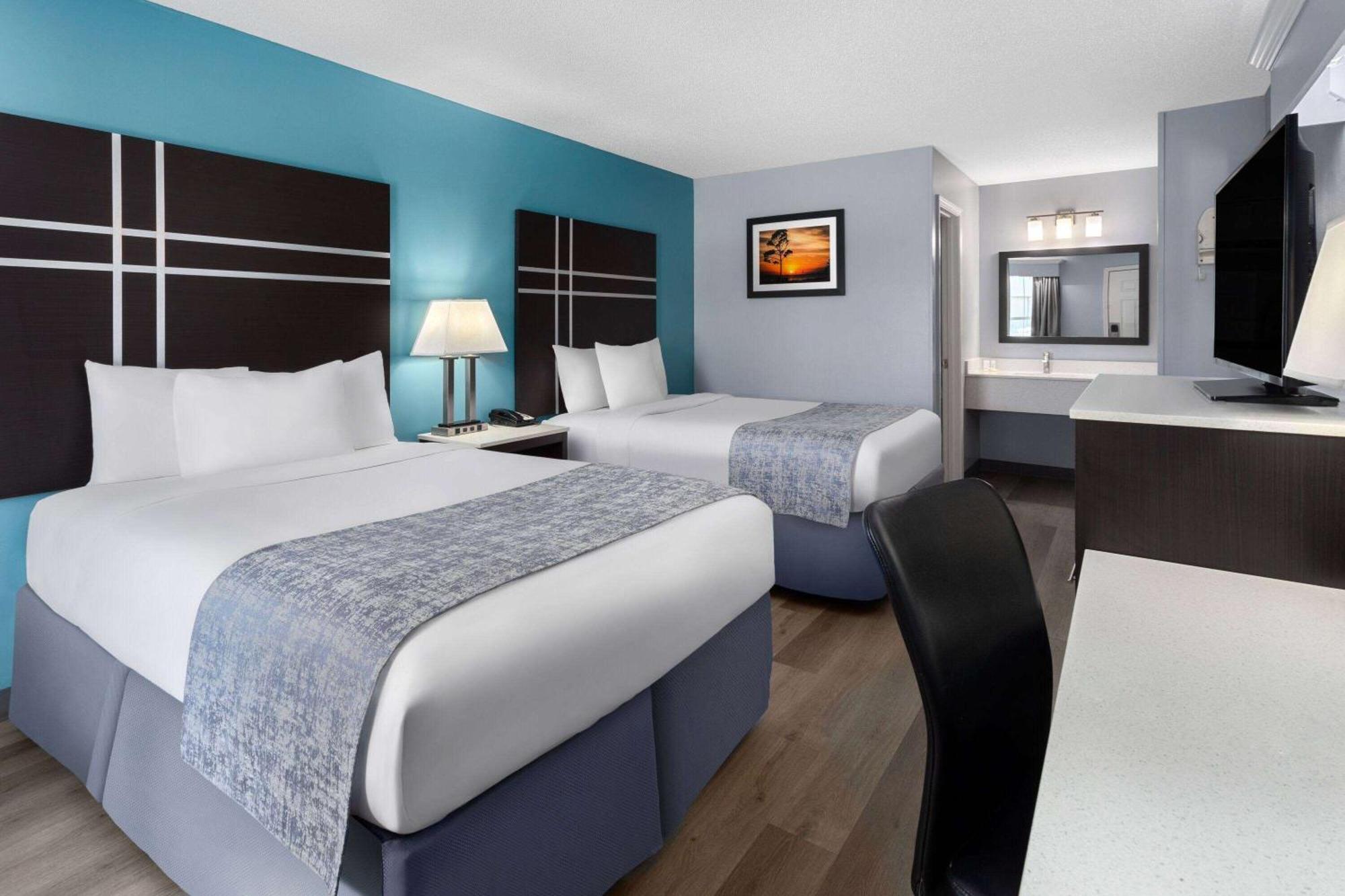 Baymont By Wyndham Brunswick Ga Hotel Екстериор снимка