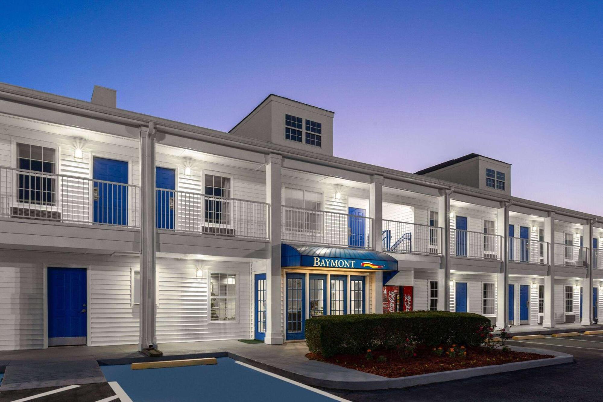 Baymont By Wyndham Brunswick Ga Hotel Екстериор снимка