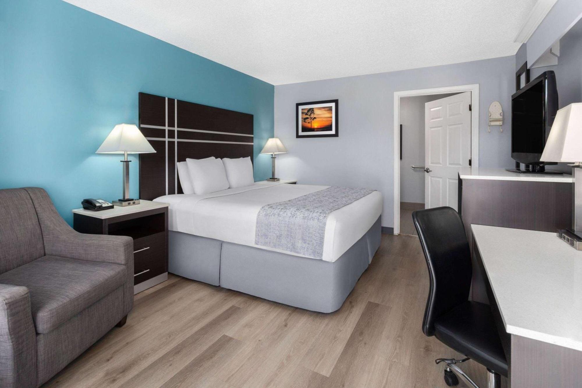 Baymont By Wyndham Brunswick Ga Hotel Екстериор снимка